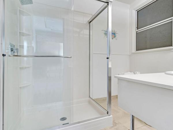 Cornell Hotel de France : photo 8 de la chambre chambre triple premier