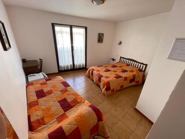 Motel Esterel : photo 2 de la chambre chambre triple standard