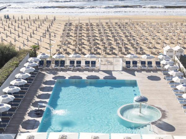 Hotel Cambridge : photo 2 de la chambre chambre double - vue sur mer