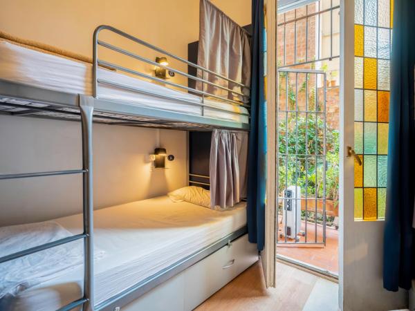 Casa Barcelo Hostel Barcelona : photo 2 de la chambre lits superposés en dortoir mixte (6 adultes)