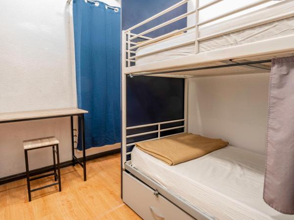 Casa Barcelo Hostel Barcelona : photo 10 de la chambre lit superposé dans dortoir mixte de 4 lits