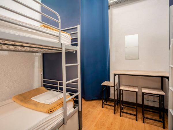 Casa Barcelo Hostel Barcelona : photo 9 de la chambre lit superposé dans dortoir mixte de 4 lits