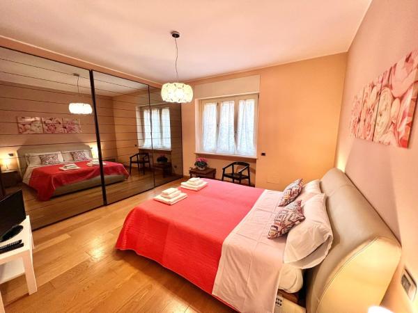 Bergamoinhouse : photo 1 de la chambre chambre double avec salle de bains commune