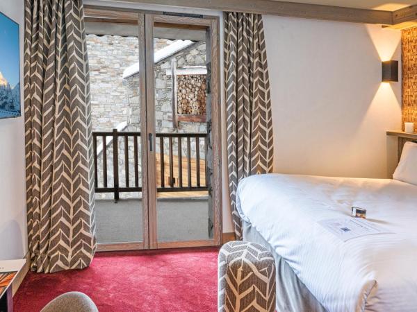 Hôtel L'Aigle du Montana by Les Etincelles : photo 3 de la chambre chambre double avec balcon
