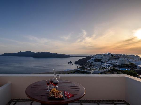 Nikos Villas : photo 4 de la chambre suite junior - vue sur mer