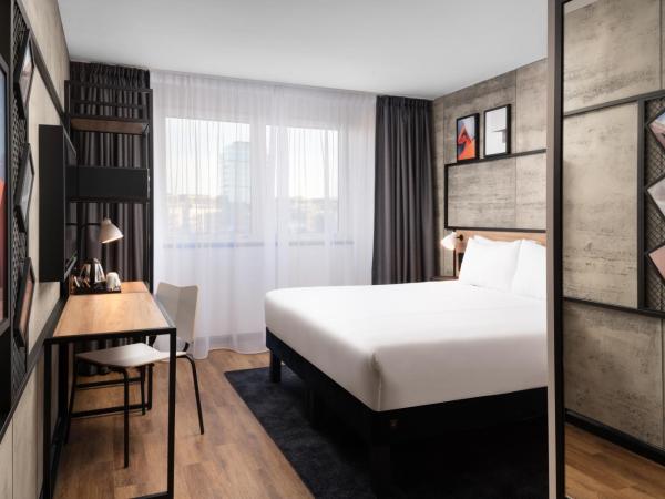 ibis London Earls Court : photo 7 de la chambre chambre double standard - récemment rénovée 