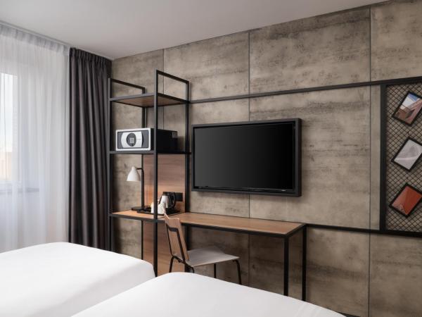 ibis London Earls Court : photo 5 de la chambre chambre lits jumeaux standard - récemment rénovée