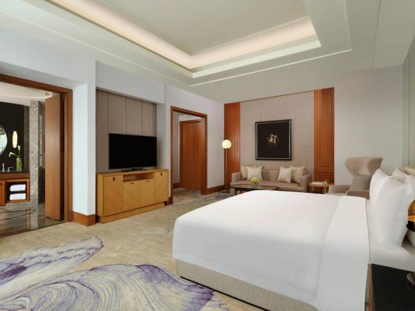The Ritz-Carlton Jakarta, Pacific Place : photo 2 de la chambre ritz-carlton guest room