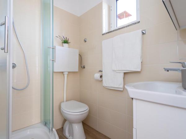 Apartments and Rooms Kod Keti : photo 3 de la chambre studio lit queen-size 