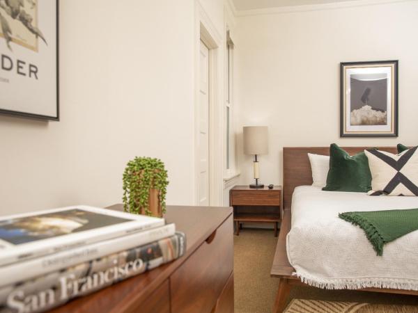 Washington Square Inn : photo 3 de la chambre chambre lit king-size supérieure