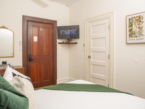 Washington Square Inn : photo 3 de la chambre chambre standard lit queen-size