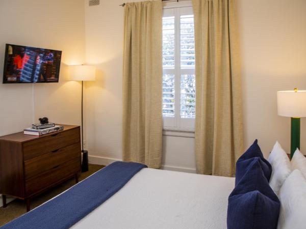 Washington Square Inn : photo 10 de la chambre chambre standard lit queen-size