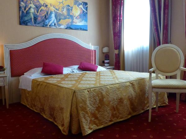 iH Hotels Padova Admiral : photo 3 de la chambre chambre double de luxe - annexe