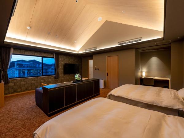 Hatago : photo 8 de la chambre chambre lits jumeaux avec salle de bains privative