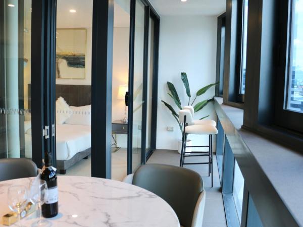 Kooii Apartments : photo 4 de la chambre two bedroom apartment - free wifi