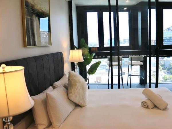 Kooii Apartments : photo 9 de la chambre two bedroom apartment urban view - free wifi