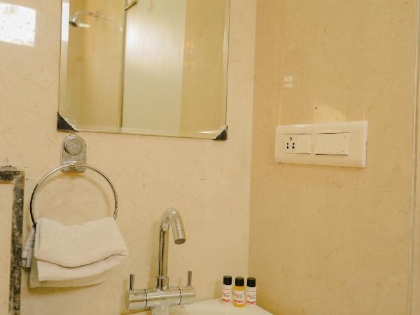 Hotel Cheelgadi : photo 6 de la chambre chambre double deluxe