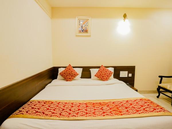 Hotel Cheelgadi : photo 2 de la chambre chambre double standard