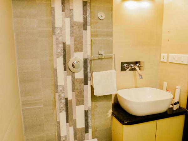 Hotel Cheelgadi : photo 9 de la chambre chambre double deluxe