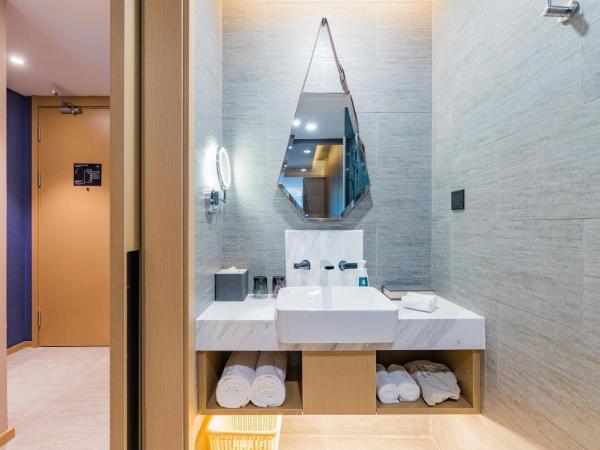 Atour S Hotel Lujiazui Oriental Pearl Shanghai : photo 7 de la chambre jimu double room with garden view