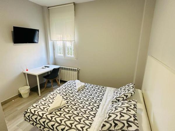 HOSPEDAJE CUATRO VIENTOS : photo 1 de la chambre chambre double avec salle de bains commune