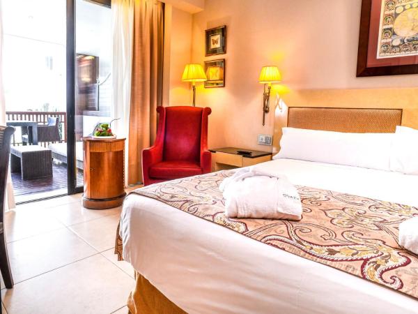 Gran Hotel Guadalpín Banus : photo 6 de la chambre chambre double ou lits jumeaux supérieure avec vue 