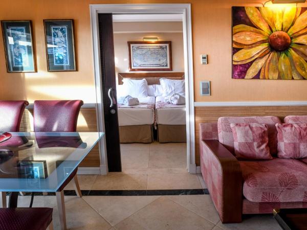 Gran Hotel Guadalpín Banus : photo 4 de la chambre suite junior supérieure avec vue 