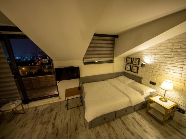 Ava Boutique Comfort Suites and Apartments : photo 3 de la chambre studio lit queen-size de luxe