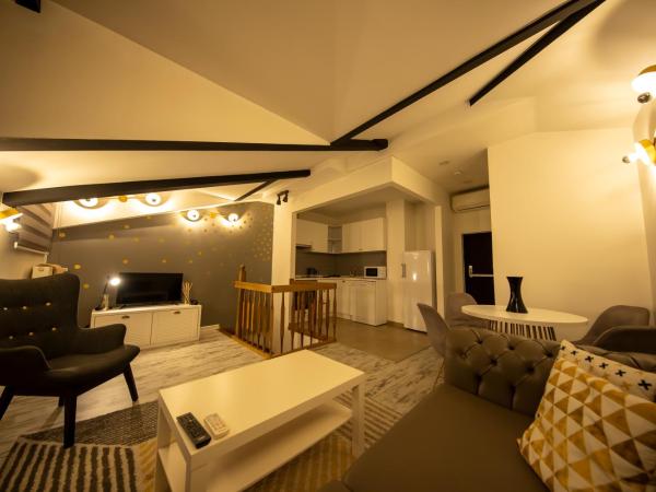 Ava Boutique Comfort Suites and Apartments : photo 8 de la chambre suite en duplex