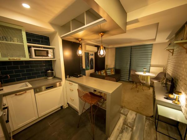 Ava Boutique Comfort Suites and Apartments : photo 7 de la chambre suite en duplex