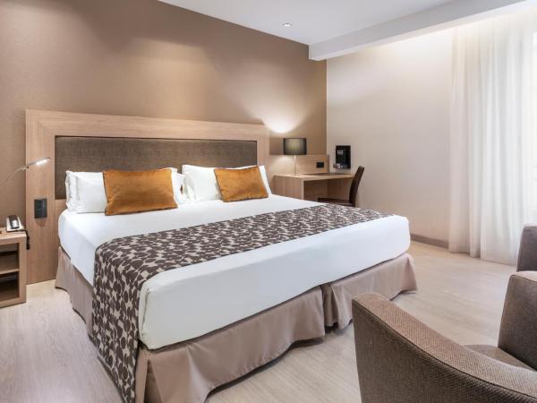 Catalonia Plaza Mayor : photo 1 de la chambre chambre double ou lits jumeaux premium