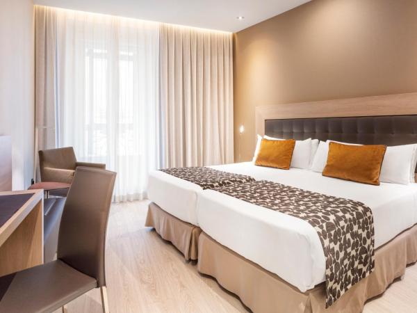 Catalonia Plaza Mayor : photo 3 de la chambre chambre double ou lits jumeaux - vue sur ville