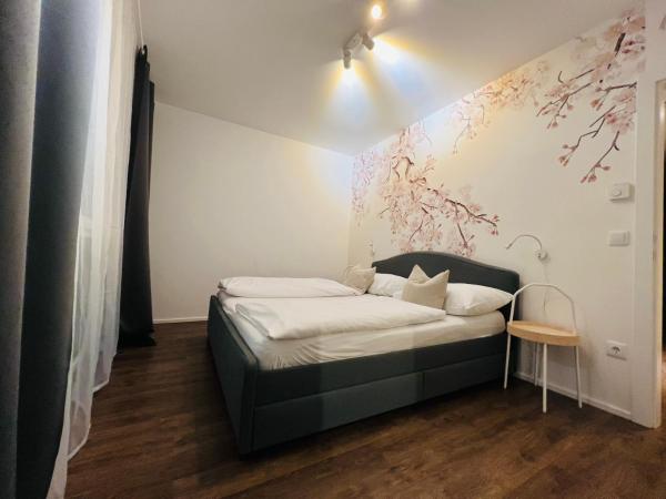 APSTAY Serviced Apartments - Self Check-in : photo 7 de la chambre appartement avec balcon