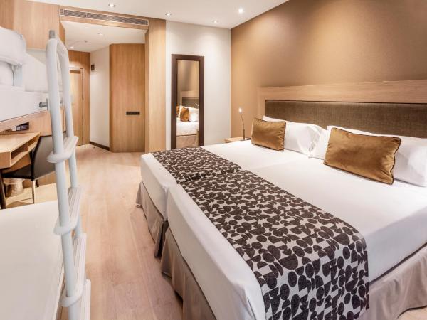 Catalonia Plaza Mayor : photo 2 de la chambre chambre familiale (2 adultes et 2 enfants)