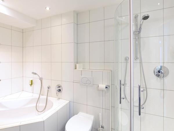 Hotel Mondschein : photo 10 de la chambre suite familiale