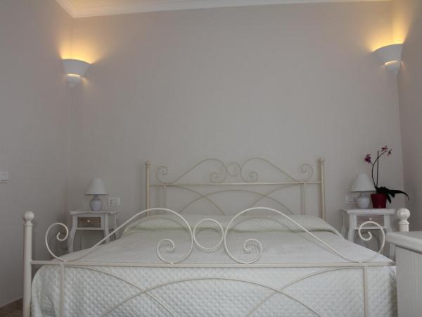 B&B Il Giglio Bianco : photo 6 de la chambre chambre double