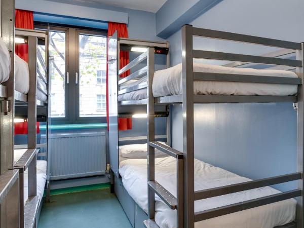 Clink261 Hostel : photo 1 de la chambre lit dans dortoir mixte de 10-8 lits avec installations communes