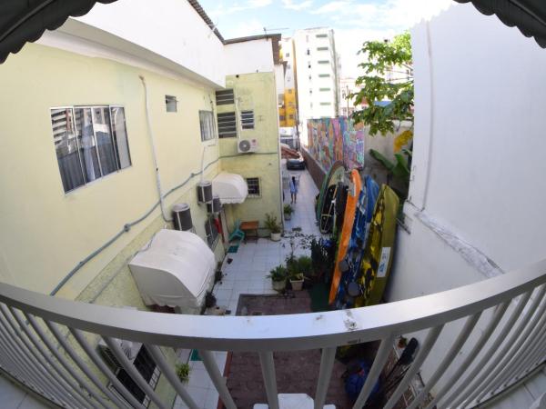 Barra Porto - Suítes & Kitnets : photo 5 de la chambre suite avec balcon