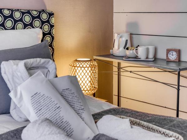 La Féline Blanche : photo 2 de la chambre chambre double Économique
