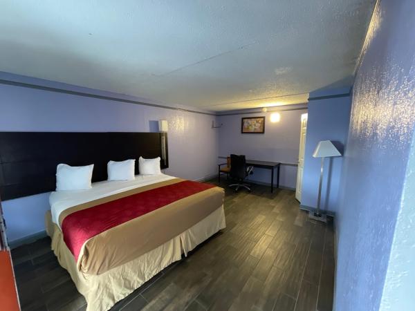 KINGS INN- Medical Downtown Midtown Memphis : photo 1 de la chambre chambre quadruple standard