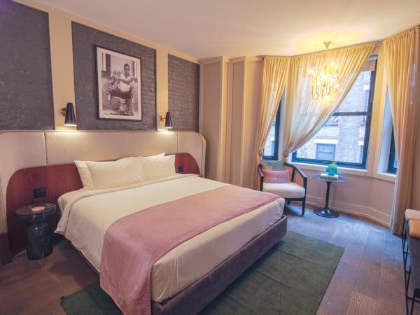 The Evelyn NoMad : photo 2 de la chambre suite nomad avec 1 lit king-size