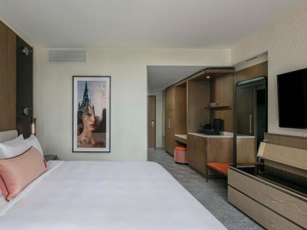 JW Marriott Charlotte : photo 1 de la chambre guest room with 2 queen beds, no view