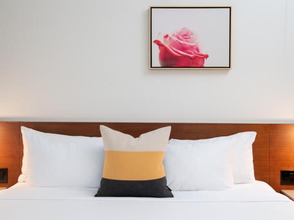 The Hi-Lo, Autograph Collection : photo 4 de la chambre chambre lit king-size deluxe - vue sur ville