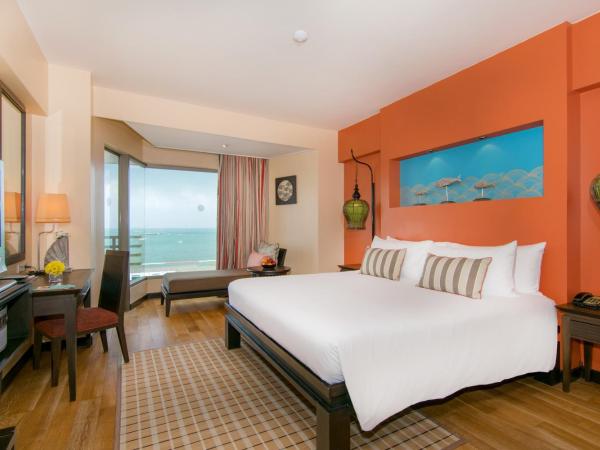 The Bayview Hotel Pattaya : photo 3 de la chambre chambre lits jumeaux deluxe - vue sur mer