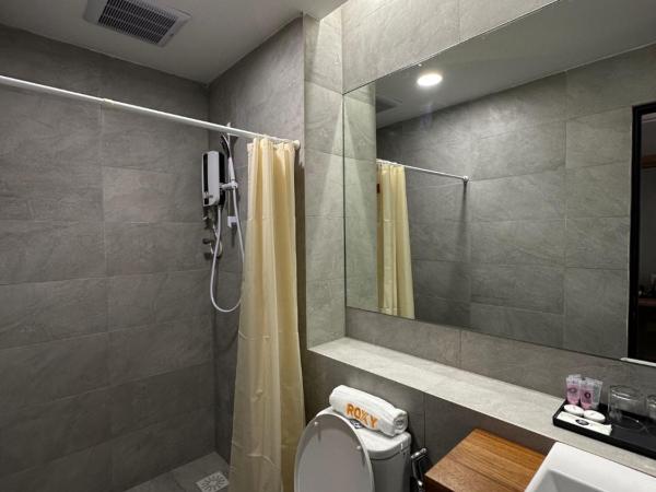 Roxy Hotel Aiman : photo 5 de la chambre chambre supérieure lit queen-size