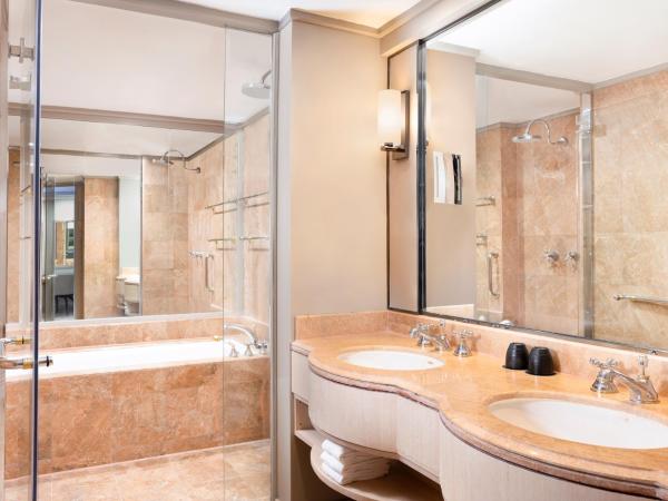 Sheraton Imperial Kuala Lumpur Hotel : photo 3 de la chambre suite 1 chambre lit king-size - vue sur ville