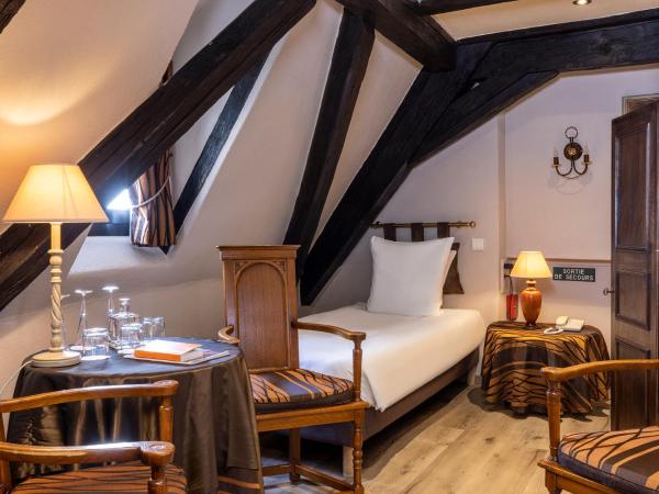 Hotel Restaurant Le Maréchal - Teritoria : photo 1 de la chambre chambre triple confort