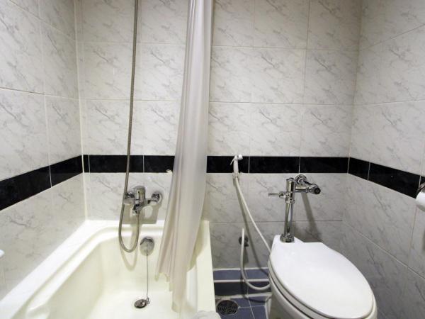 Grand Tower Inn Rama 6 - SHA Extra Plus : photo 6 de la chambre chambre quadruple