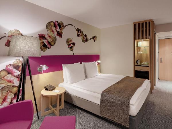Holiday Inn Frankfurt - Alte Oper, an IHG Hotel : photo 3 de la chambre chambre lit king-size standard - accessible aux personnes à mobilité réduite