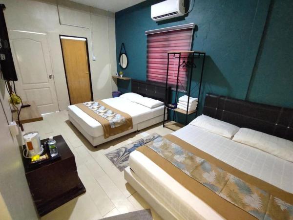 TC Maya Abaya Hotel : photo 1 de la chambre chambre familiale avec balcon